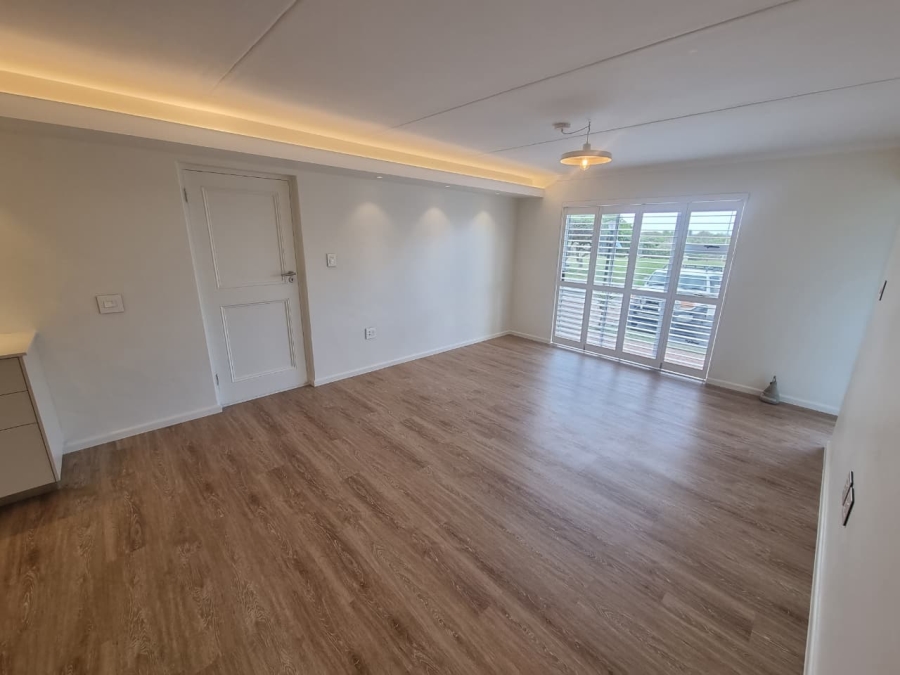 To Let 2 Bedroom Property for Rent in Big Bay Western Cape